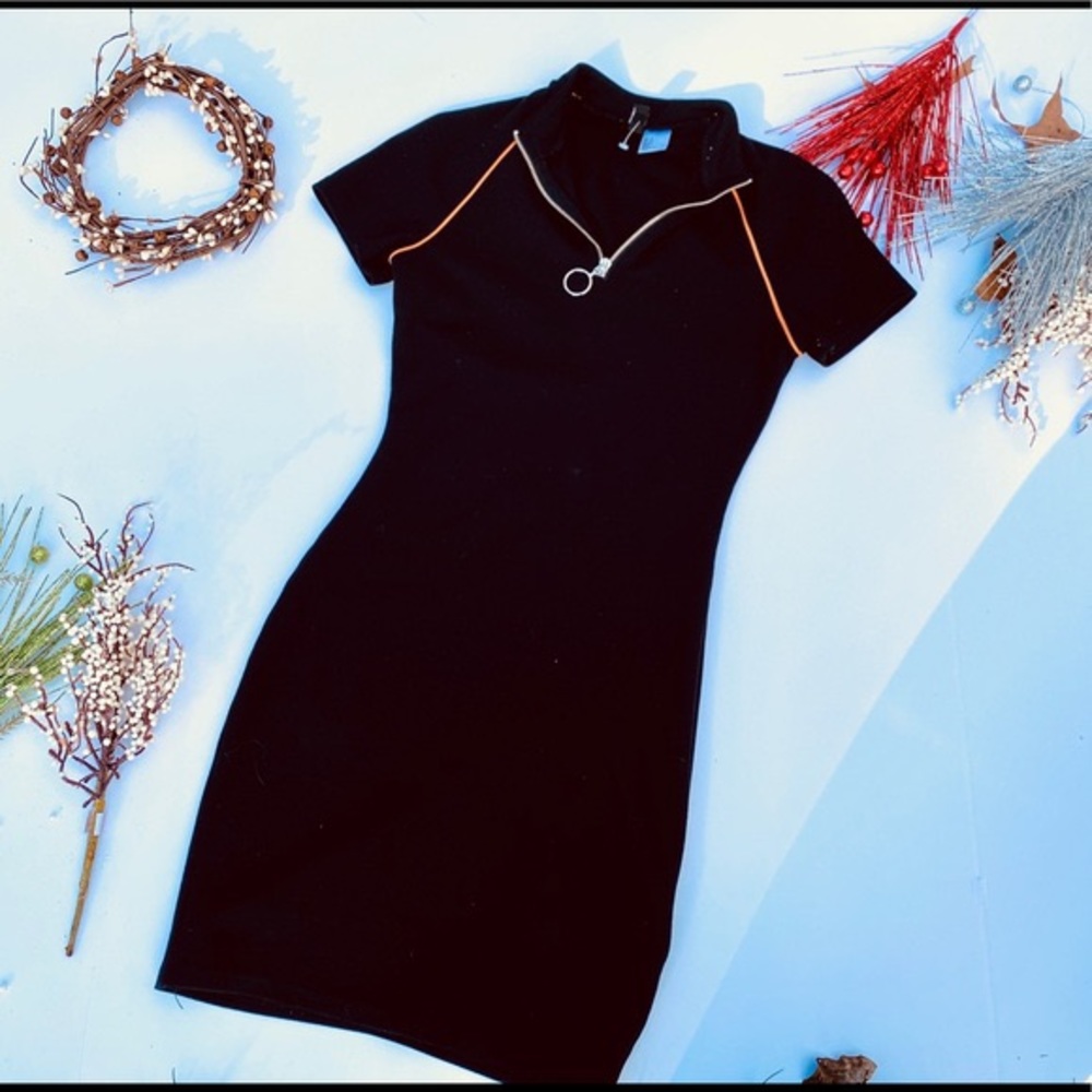 Jersey dress with a zip - with tags